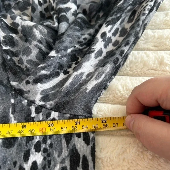 Carroll Reed Top - Picture 5 of 6